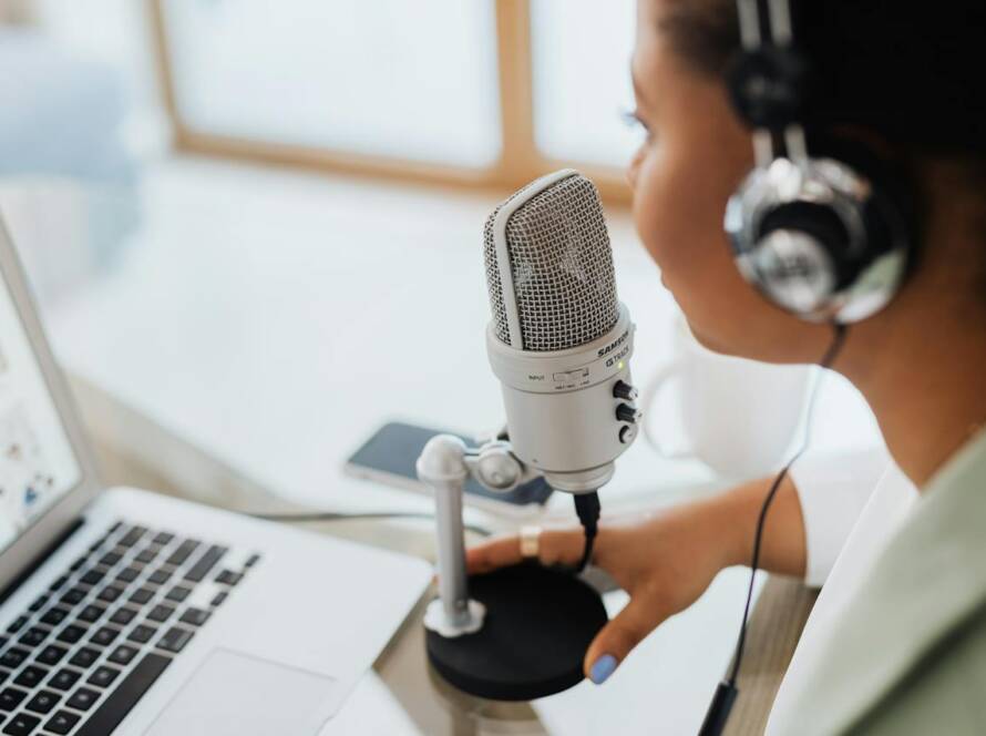 Work from home as a voiceover artist. Learn how to start a career as a voiceover artist. Explore voiceover jobs. Find voiceover opportunities. Get voiceover job ideas. Start a voiceover career. Start voiceover jobs